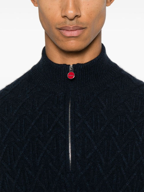 3D-knit sweater